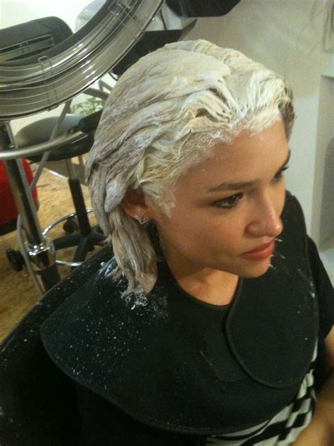 Bleach Hair Salon at Caitlin Shaeffer blog