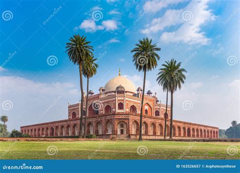 Humayun`s Tomb of Mughal Emperor Humayun Designed by Persian Architect Mirak Mirza Ghiyas in New ...