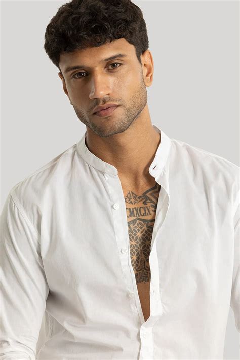 Buy Men's Yngve White Plain Shirt Online | Snitch – SNITCH