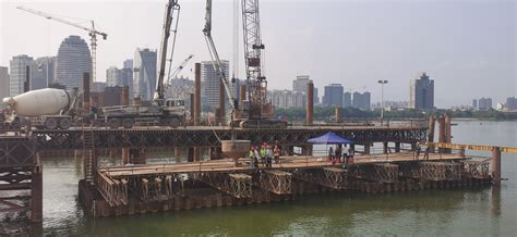 惠州鹅城大桥最大钢围堰下水_房产资讯_房天下