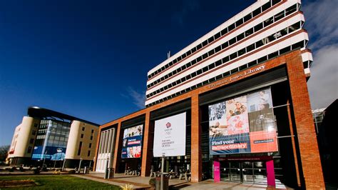 University of Hull: Admissions, Ranking, Acceptance Rate, Courses & Fees