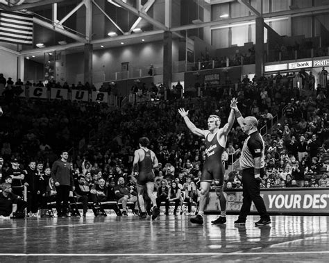PHOTO SLIDESHOW: Panther wrestling falls short to Cyclones – Northern Iowan