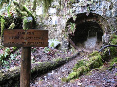 Lime Kiln Trail, WA • Hike