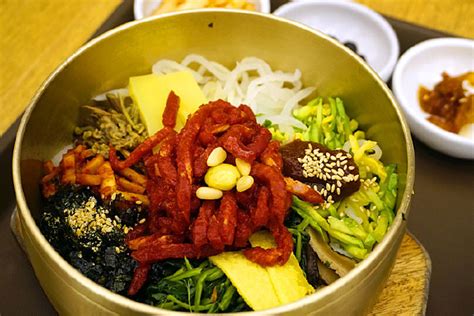 东方的“礼节”，西方的“仪式”：现代韩国的餐桌礼仪_孔子