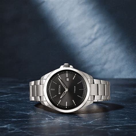 Buy Online Titan Titanium Quartz Analog Black Dial Titanium Strap Watch ...