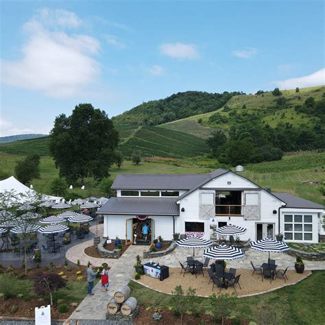 Old Barn Winery (West Jefferson) - ATUALIZADO 2022 O que saber antes de ...