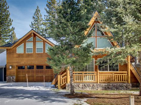 Find Alpine Bliss in a Lake Tahoe Winter Cabin | Vacasa