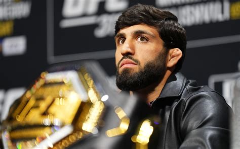 Injured Arman Tsarukyan found active on X during UFC 311, issues quick ...