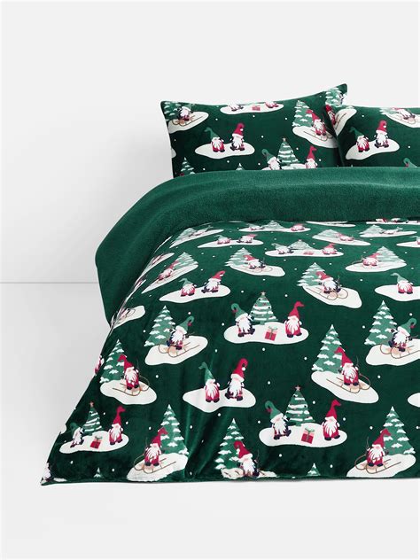 Christmas Bedding 2025 | Christmas Duvet Covers | Penneys IE