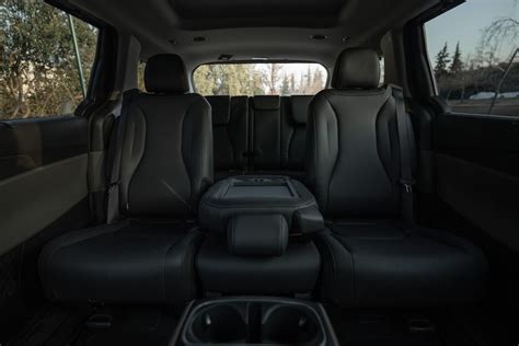 La nueva Kia Carnival 2024 ya está a la venta en Chile - La Tercera