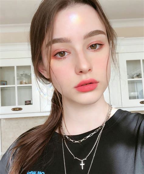 Ghim của Tuynt trên Dasha Taran | Tóc và làm đẹp, Nữ thần, Con gái