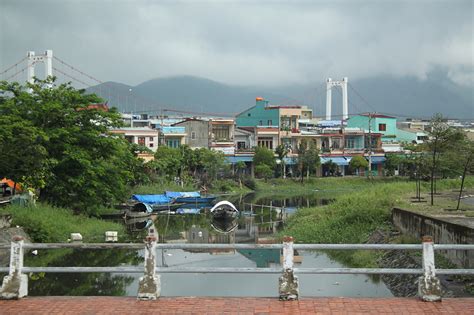Da Nang Vietnam Local People 的图像结果
