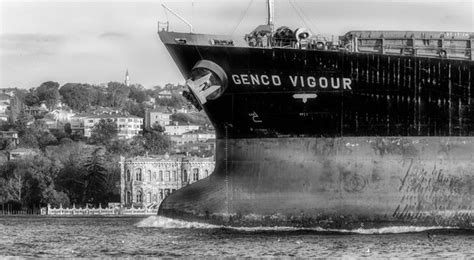 Big - Posters by Tomás Llamas Quintas | Buy Posters, Frames, Canvas ...