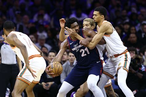 Embiid, Towns rewrite NBA history with 70, 62-point stunners | Daily Sabah