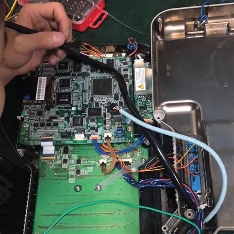 Robot Repairing | Universal Robots Automation