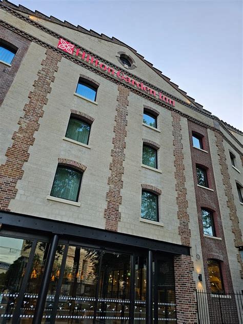 HILTON GARDEN INN PARIS LA VILLETTE - Hotel Reviews, Photos, Rate ...