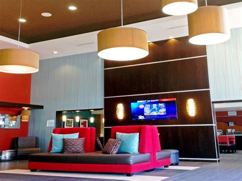 Holiday Inn Express Bakersfield Hotel by IHG