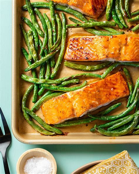 Sheet-Pan Miso Salmon & Green Beans Recipe