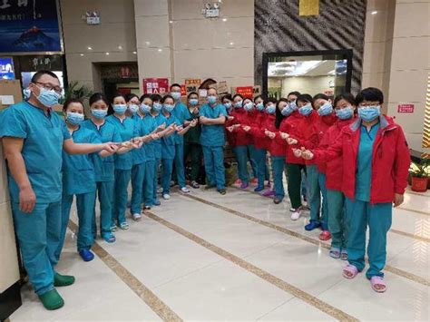 商丘市第一人民医院欢送中国援赞比亚第23批医疗队员出征_援外_王春玉_疫情