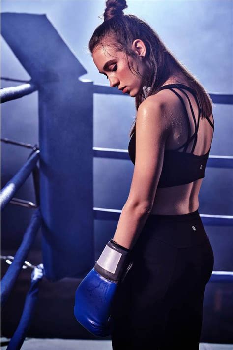 Buy Sportswear & Activewear for Women - SEEQ