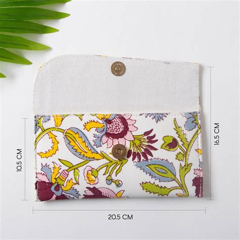 Beautiful Floral Print Clutch Purse For Ladies at Best Prices | Dmaasa