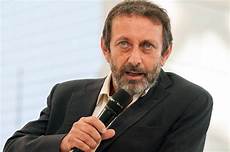 l amaca serra bullismo a scuola l amaca di michele serra scatena le l amaca serra bullismo a scuola l amaca di michele serra scatena le