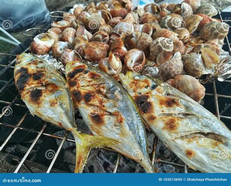 Freshly Grilled Seafood, Shrimp, Crab, Fish, Squid, Shellfish Stock Photo - Image of shellfish ...