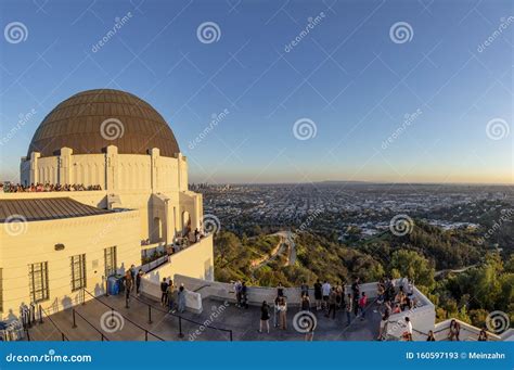People at Griffith Observatory in Los Angeles in Sunset Time Editorial ...