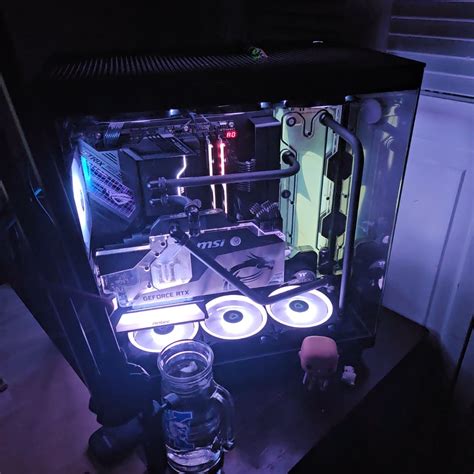 14.9 inch LCD panel behind TT 360mm distro plate (NZXT H9 Flow) : r ...