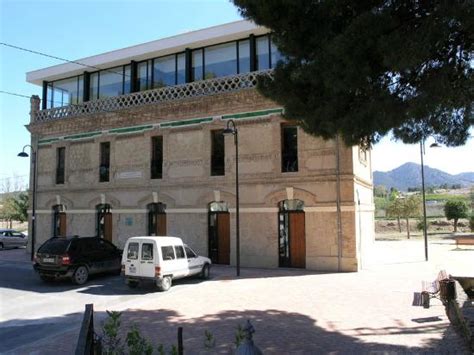 ALBERGUE LA ESTACION DE CEHEGIN - Hostel Reviews, Photos, Rate ...