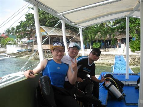 Lion Dive Centre (Moalboal) - All You Need to Know BEFORE You Go