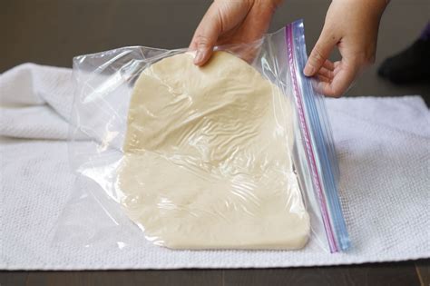 How To Make Udon Noodles From Scratch - Hungry Huy