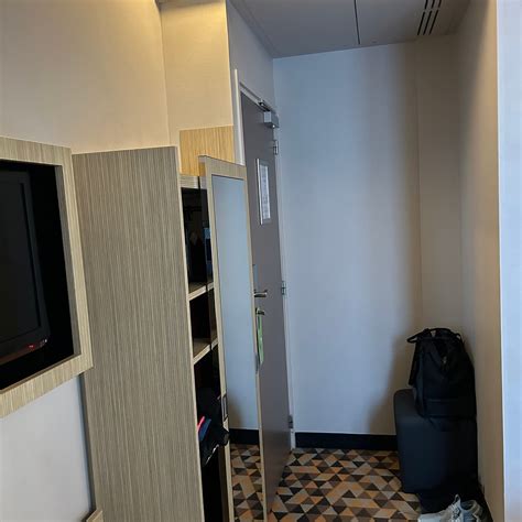 LIBERTEL GARE DU NORD SUEDE (Paris) - Hotel Reviews, Photos, Rate ...