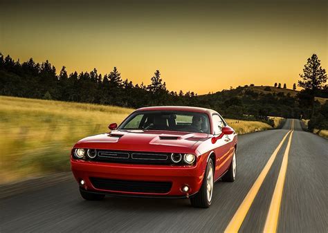 2015 Dodge Challenger Specs, Performance & Photos - autoevolution