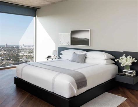 Why Are Hotel Beds So Comfortable? - Hotel F & B