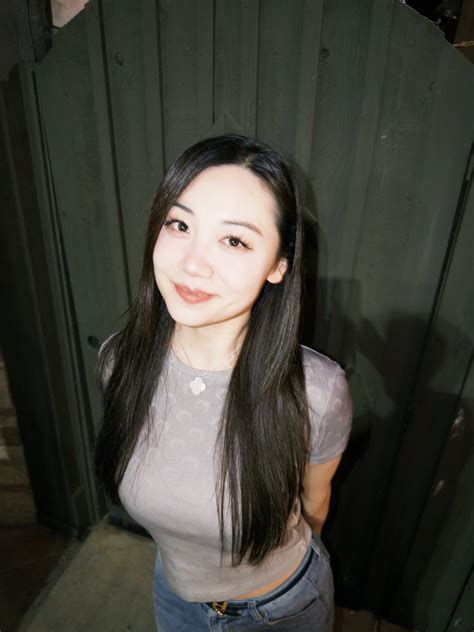 Fanfan OnlyFans Review (2025): The Truth Behind the Rumors and What You Need to Know | MEBERE