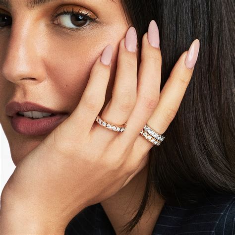 Caress Ring– DiA