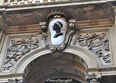 casa pucci firenze lo stemma della famiglia pucci di palazzo pucci in via de casa pucci firenze lo stemma della famiglia pucci di palazzo pucci in via de