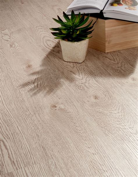 White Oak Vinyl Floor: A Comprehensive Guide - Flooring Designs