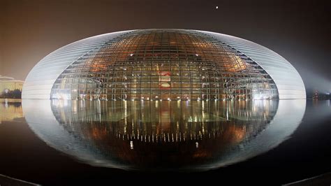 Alien-Looking Contemporary Buildings 的图像结果