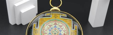 Dharmsaar Ltd Glass Shree Yantra Wall Hanging Brass Big Size,Sphatik ...