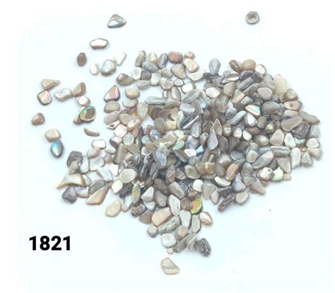 Arteria. Brown shell stone granules