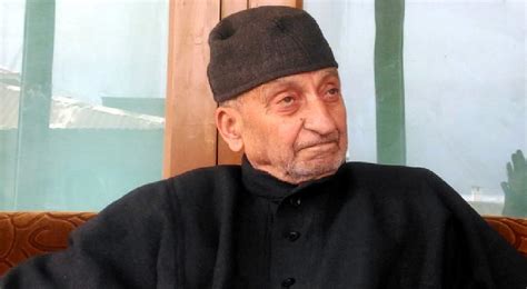 Former Hurriyat chief Abdul Gani Bhat dead
