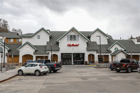 A successful Kroger-Albertsons merger would mean the sale of West Vail Safeway | VailDaily.com