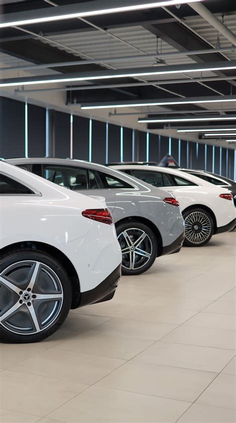 W.I. Simonson | Mercedes-Benz Dealership in Santa Monica