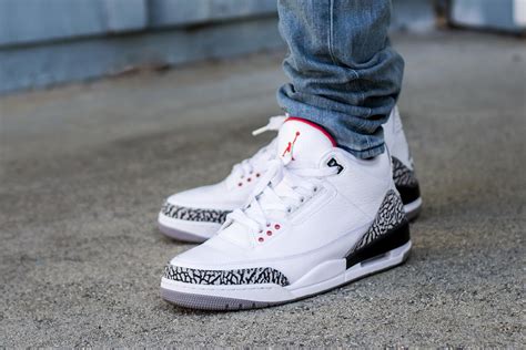 Jordan 3 Cement White