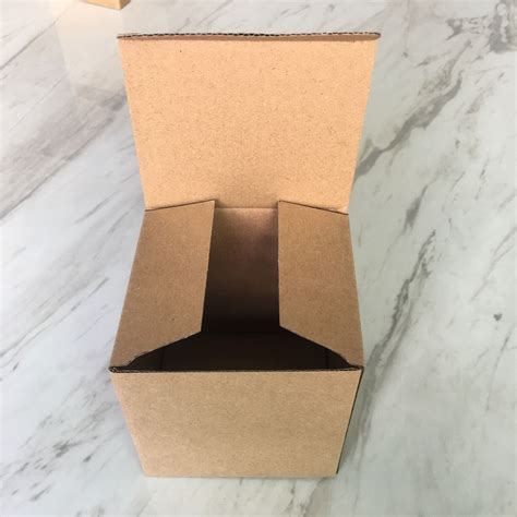 瓦楞纸盒白色折叠扣底盒牛皮纸E瓦包装盒快递打包盒批发纸盒印刷-阿里巴巴