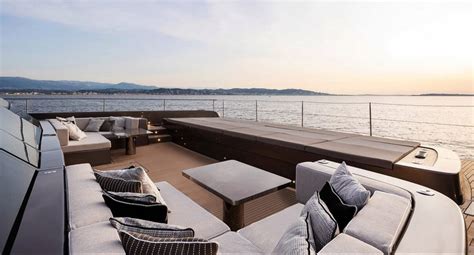 Rafael Nadal Yacht Spotted On Water In Mallorca, See Pics Inside ...