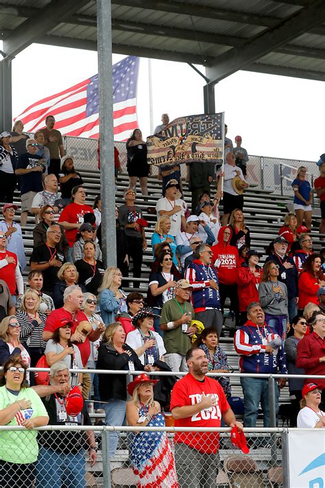 Photos: Pro-Trump rally at McHenry County Fairgrounds – Shaw Local