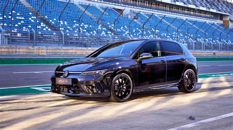 Volkswagen Announces 2025 Golf GTI and Golf R Lineup For The US | Times ...